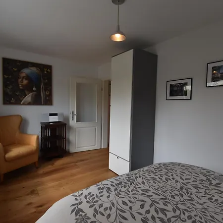 Apartamento Ganzes Haus Mit Pool Nähe Für Bis Zu 16 Personen