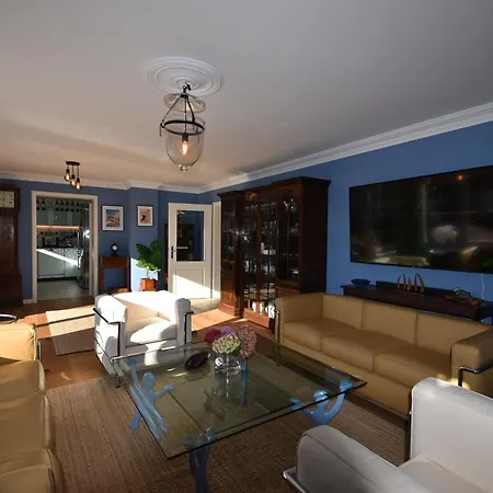 Apartamento Ganzes Haus Mit Pool Nähe Für Bis Zu 16 Personen