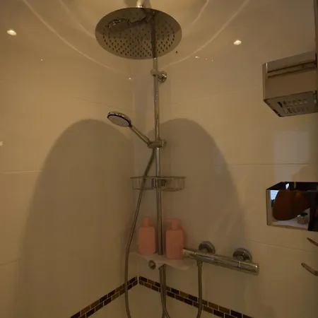 Ganzes Haus Mit Pool Nähe Für Bis Zu 16 Personen Apartamento *