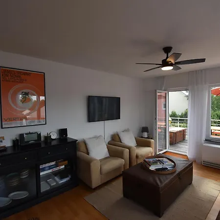 Apartamento Ganzes Haus Mit Pool Nähe Für Bis Zu 16 Personen